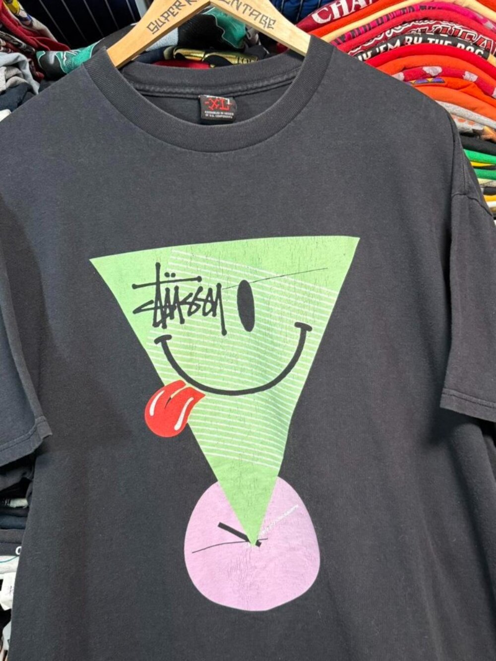 Y2K vintage stussy triangle face abstract graphic t shirt black